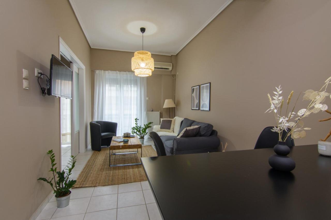 Apt 48, Cozy Apartment In Kalamata City Center Exterior foto